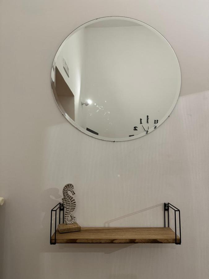 Maison In Centro Salerno Bagian luar foto